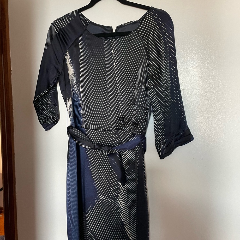 Tahari Black and Silver Sheath Dress 3/4 Sleeve Crew Neck
